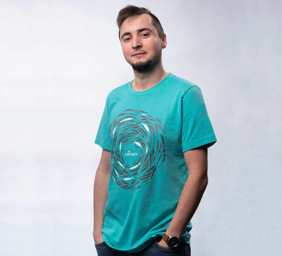 Camiseta THE CHOSEN con el logo A Contracorriente – Color Teal - Imagen 2